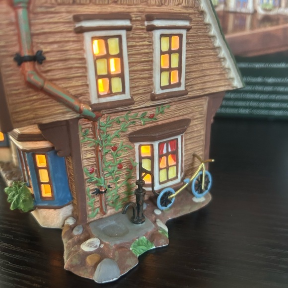 Dept 56 Literary Classics Little Women the March Residence With Original Box - Picture 7 of 11